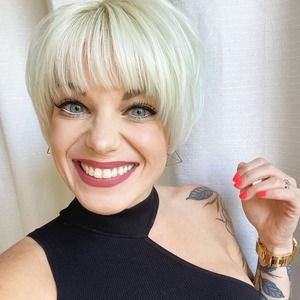 Meet your Posher, An